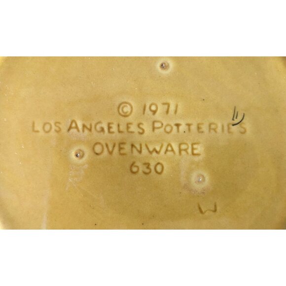 Los Angeles Potteries 1971 Pie Plate Ovenware 630 Apple Hand-Painted Ceramic 10" - Picture 5 of 5